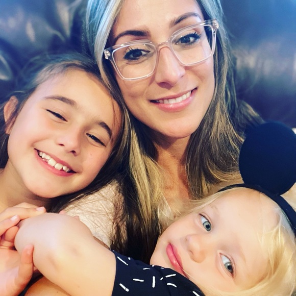 Meet your Posher, Samantha - Picture 1 of 1